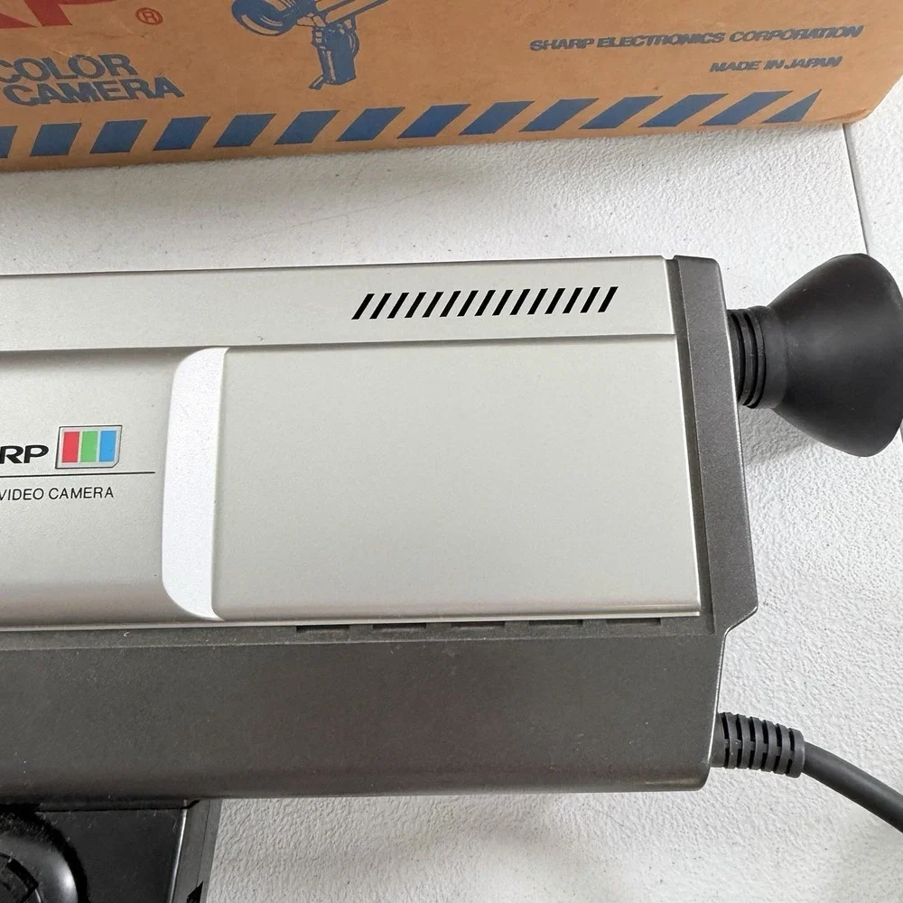 SHARP QC-50 Vintage Color Video Camera‎ Japan Silver Black W/ Box POWERS ON READ